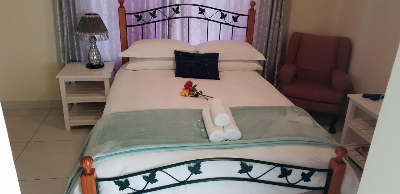 Ebenezer Guesthouse Bluewater Bay Port Elizabeth Exterior foto
