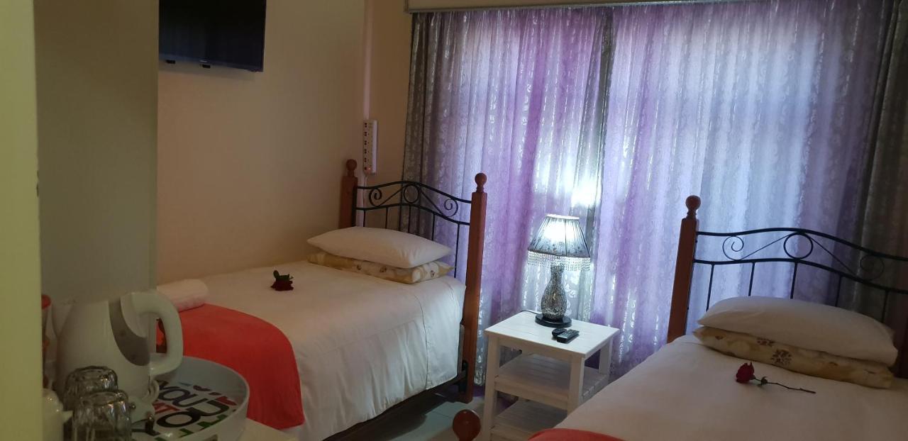 Ebenezer Guesthouse Bluewater Bay Port Elizabeth Exterior foto