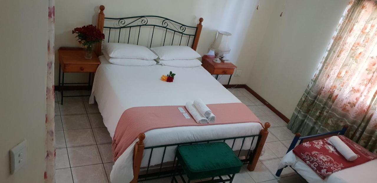 Ebenezer Guesthouse Bluewater Bay Port Elizabeth Exterior foto